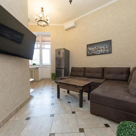 Maidan, Khreschatyk 3Br Kyiv Exterior photo