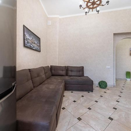 Maidan, Khreschatyk 3Br Kyiv Exterior photo