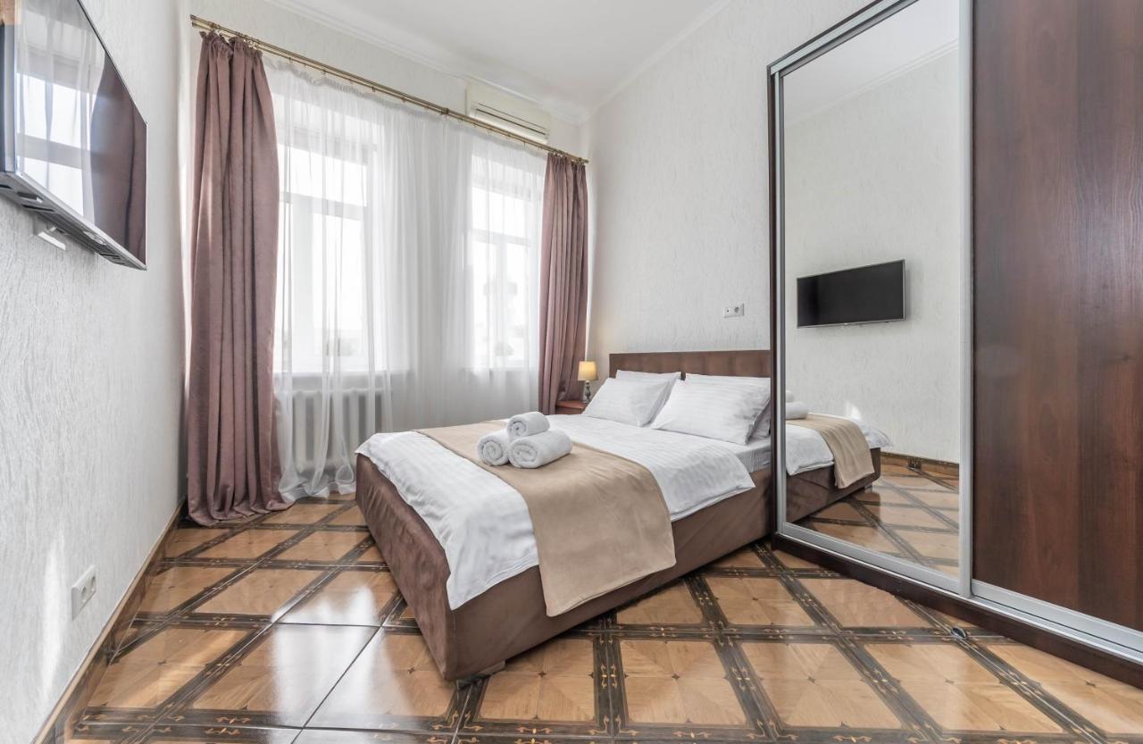 Maidan, Khreschatyk 3Br Kyiv Exterior photo